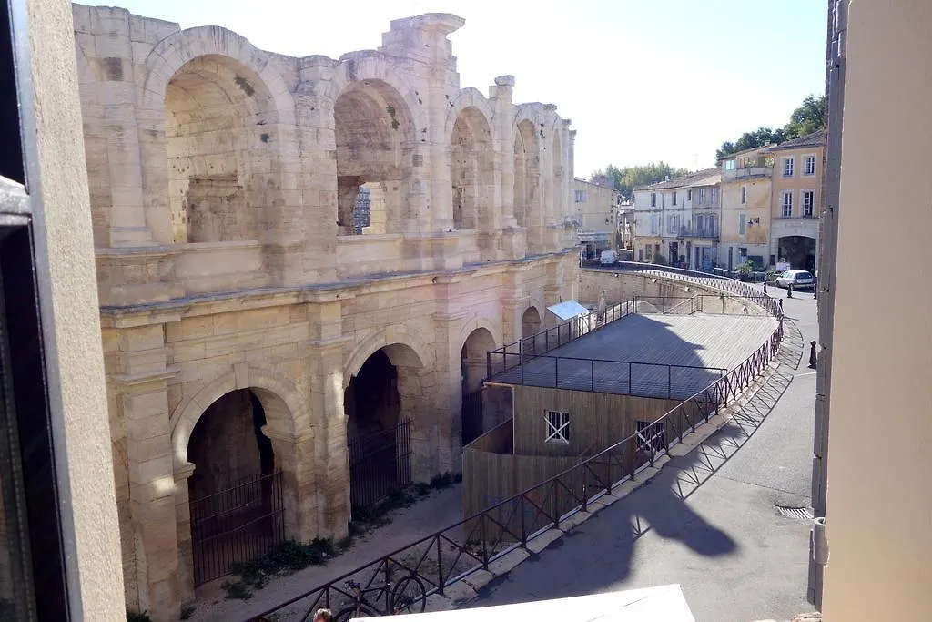 Arles Hideaway - Le Duplex Des Arenes Apartment France